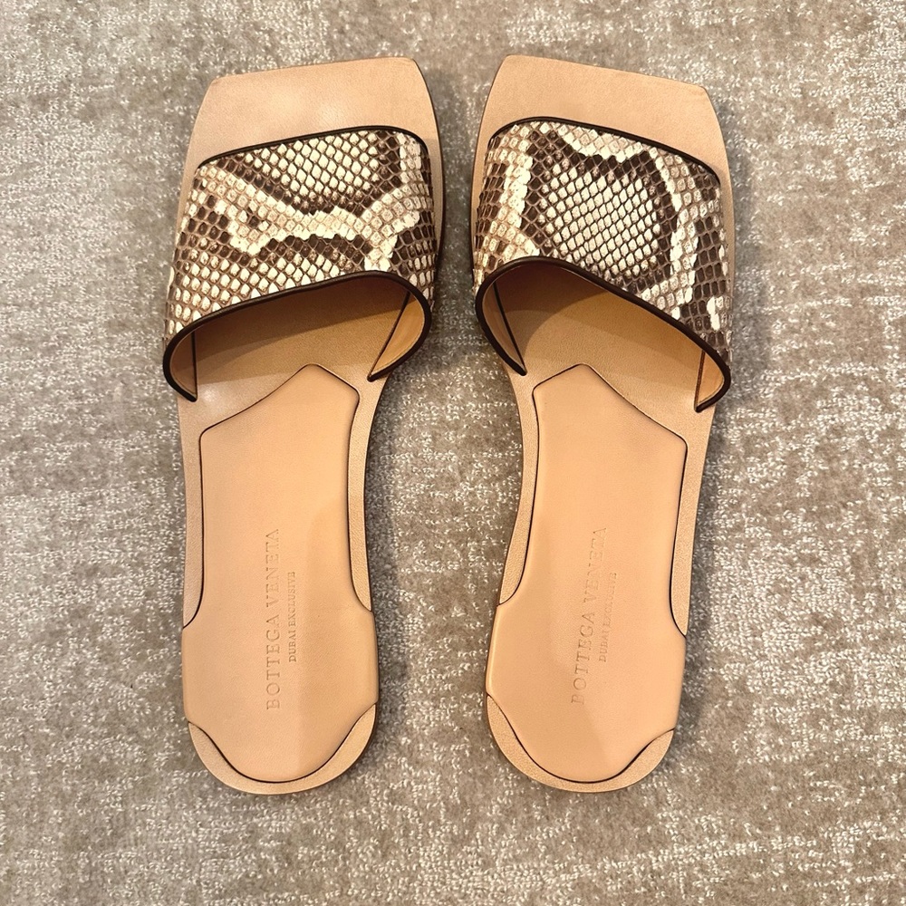 Bottega Veneta Python Slides Size 40 - image 4